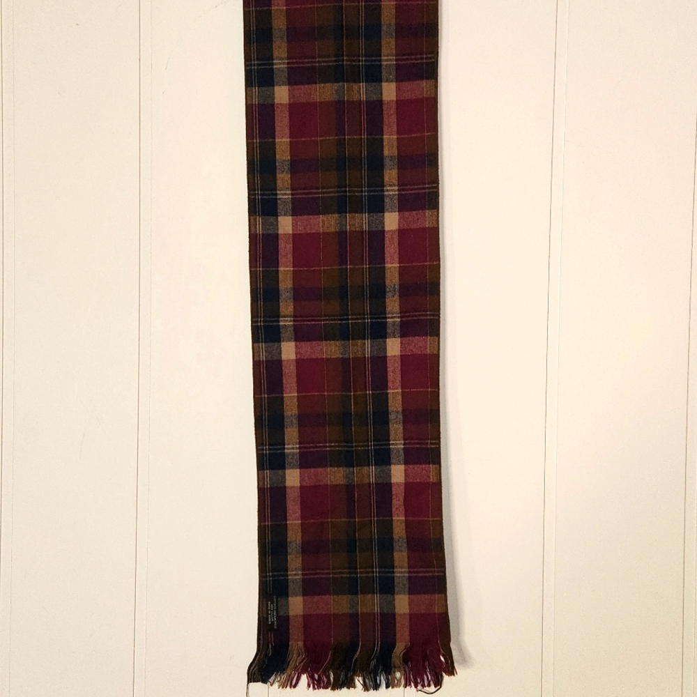 Vintage unisex plaid  winter scarf  with Fringe. Outlander